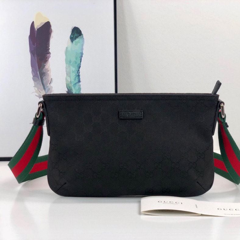 G*u*i satchel bags